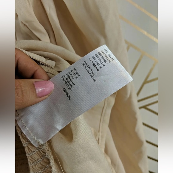 Urban Outfitters Beige/Off-White Flowy Sleeve Bustier Blouse - Picture 4 of 5